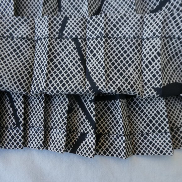 Vintage Secretary Beige Dress Black Geometric Leaf Design Puff Sleeves Pleated - Picture 10 of 10